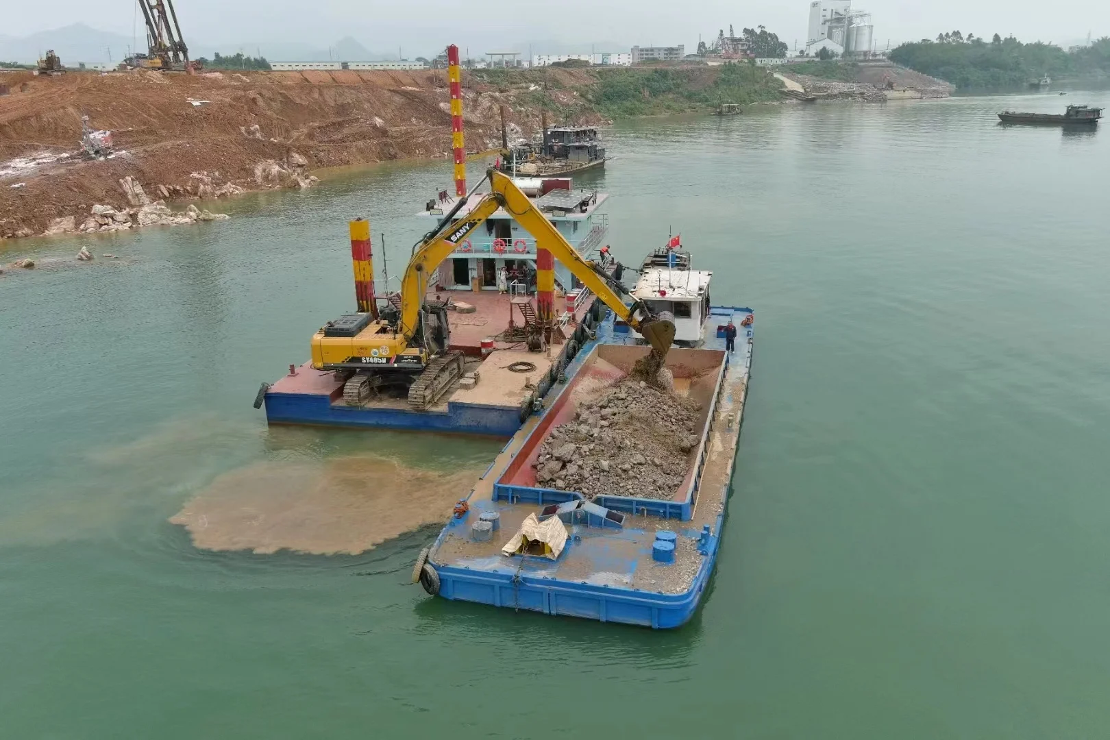 500 cbm split hopper barge for sands and soil transportation