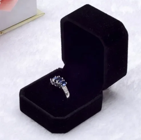 wholesale Romantic Sweet Luxury Small Velvet Engagement Ring Box Ring JEWELRI BOX Jewelry packaging Box