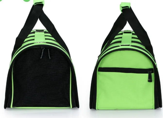 2023 Hot Large Pet carrier Breathable expandable Portable folding Pet Carrier Bag for outdoor easy travelling