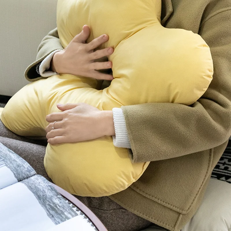 2022 New Arrivals Customizable High Quality Modern Style Designer Cushion Kids Room Sofa Decor Flower Decorative Seat Cushions