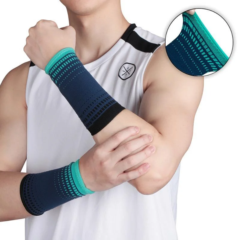 High Quality Custom Logo Adjustable Stripe Towel Polyester Running Basketball Wrist Brace