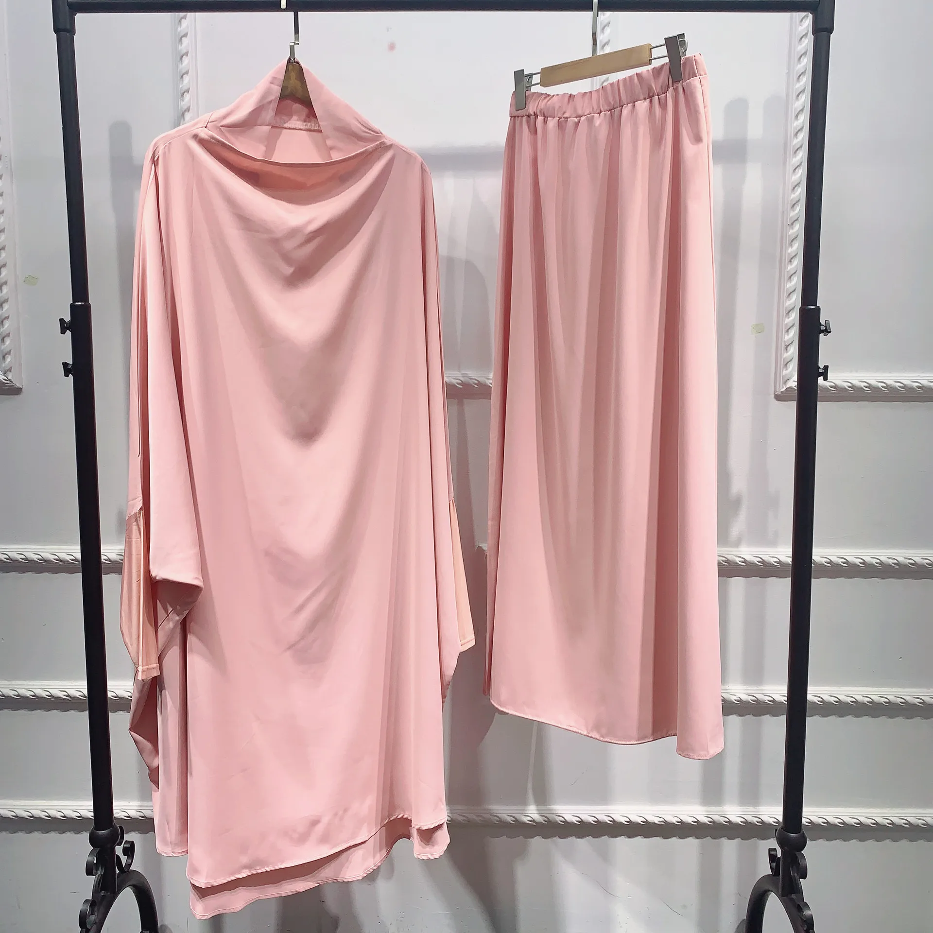 Large Swing Solid Color Top Skirt Two-piece Suit