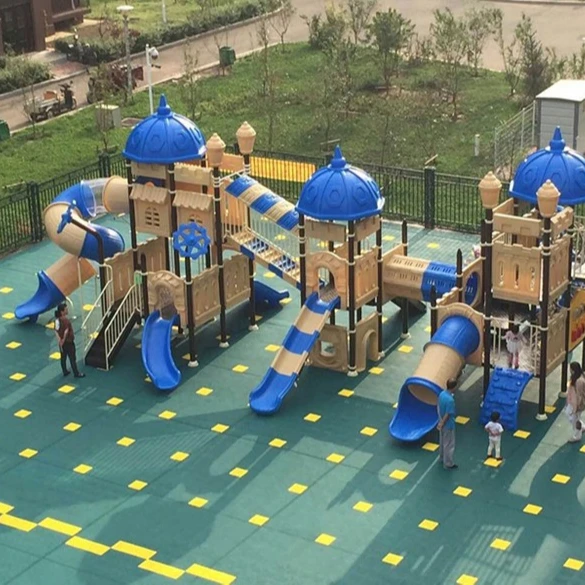 Баскетбольный PE межблокирующий спортивный пол многоцелевой напольный настил наружная напольная плитка для детской игровой площадки