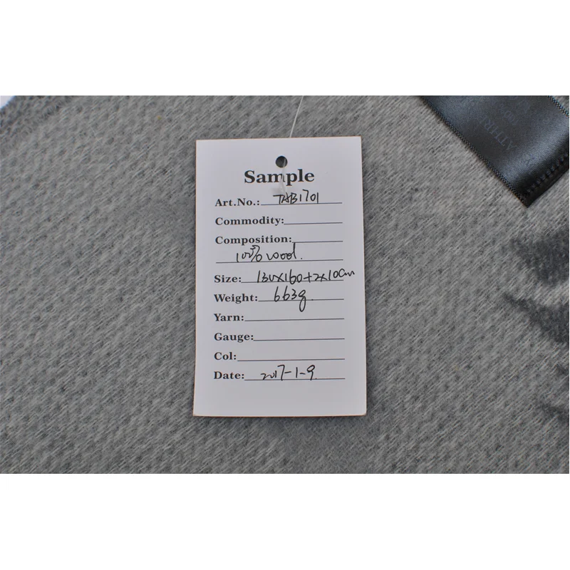 BLUE PHOENIX nordic blanket 100% wool charcoal feather jacquard cozy luxury sofa nap mora spain