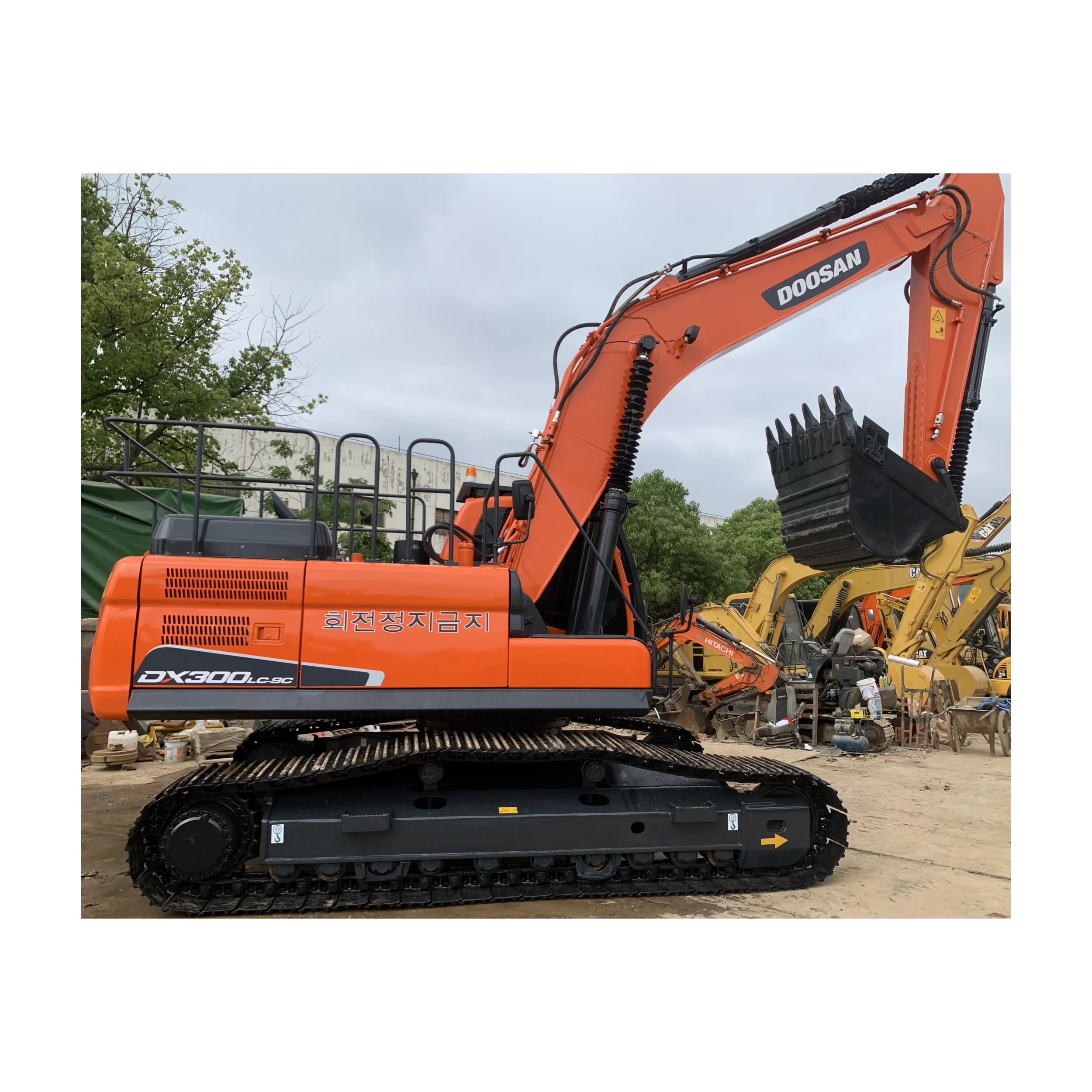 Тяжелая Строительная большая машина Doosan Dx300 подержанный экскаватор с запасными частями 30 тонн