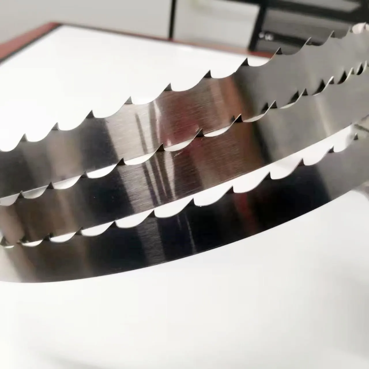 Best Portable Sawmill on the Market oscillating blade 32mm cut disc band sawmill blade aserradero para madera