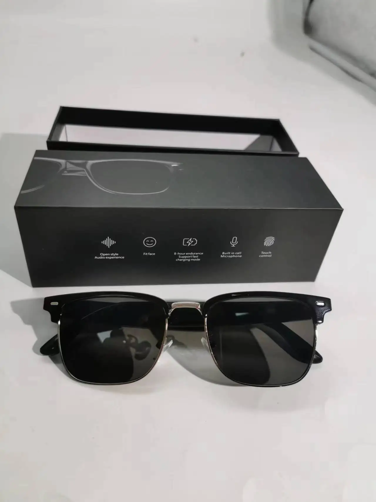 2024 newest Fashion Smart Sunglasses Bluetooth Glasses Calling Smart glasses With Tws Headphone Bluetooth sunglasses
