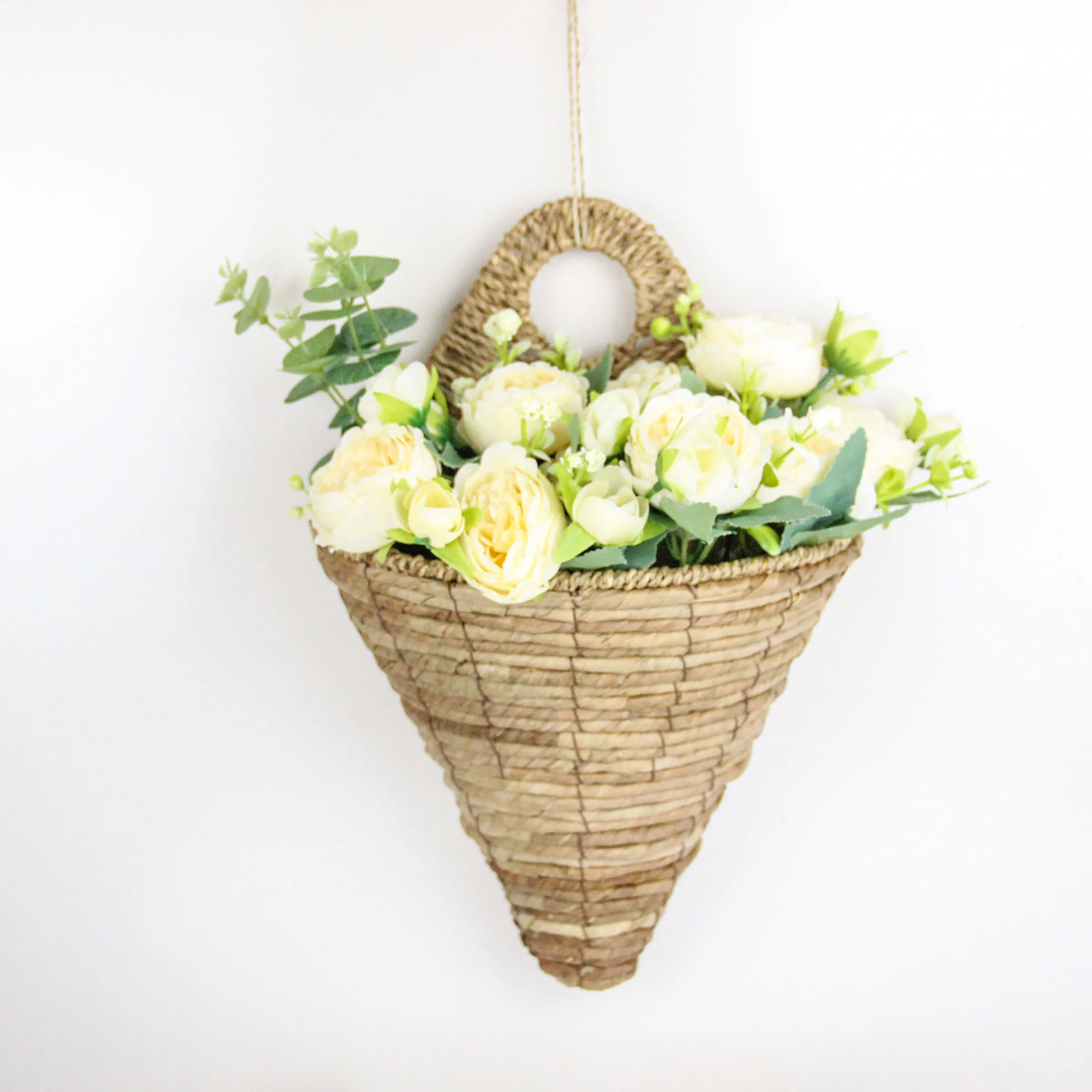 Hot Sale Outdoor Simple Style Rattan Flower Pots Hanging Flower Basket for Plants