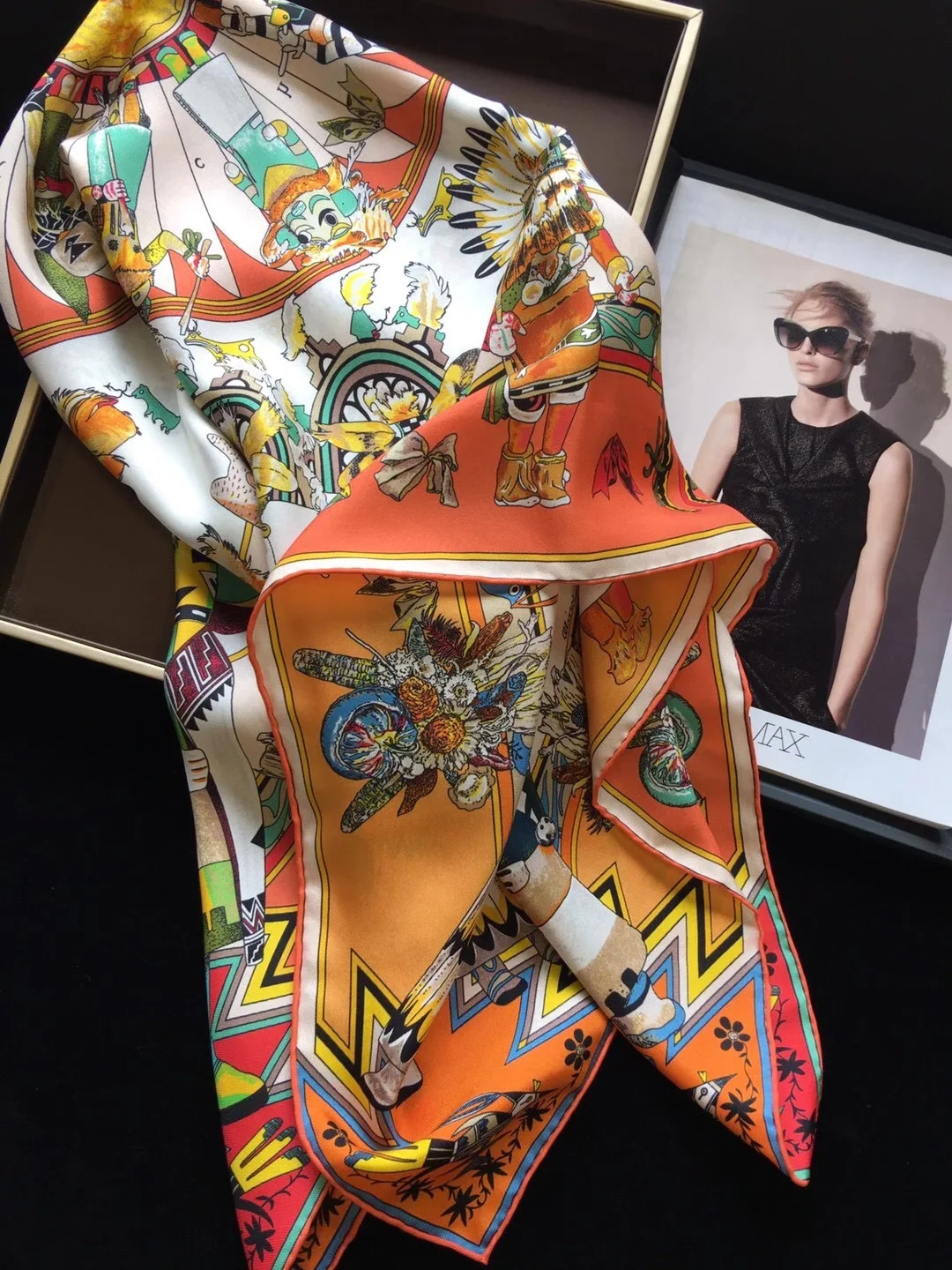 High Quality Custom  90*90cm Double Sided Printing Luxury Twill Film 100% Silk Satin Scarf