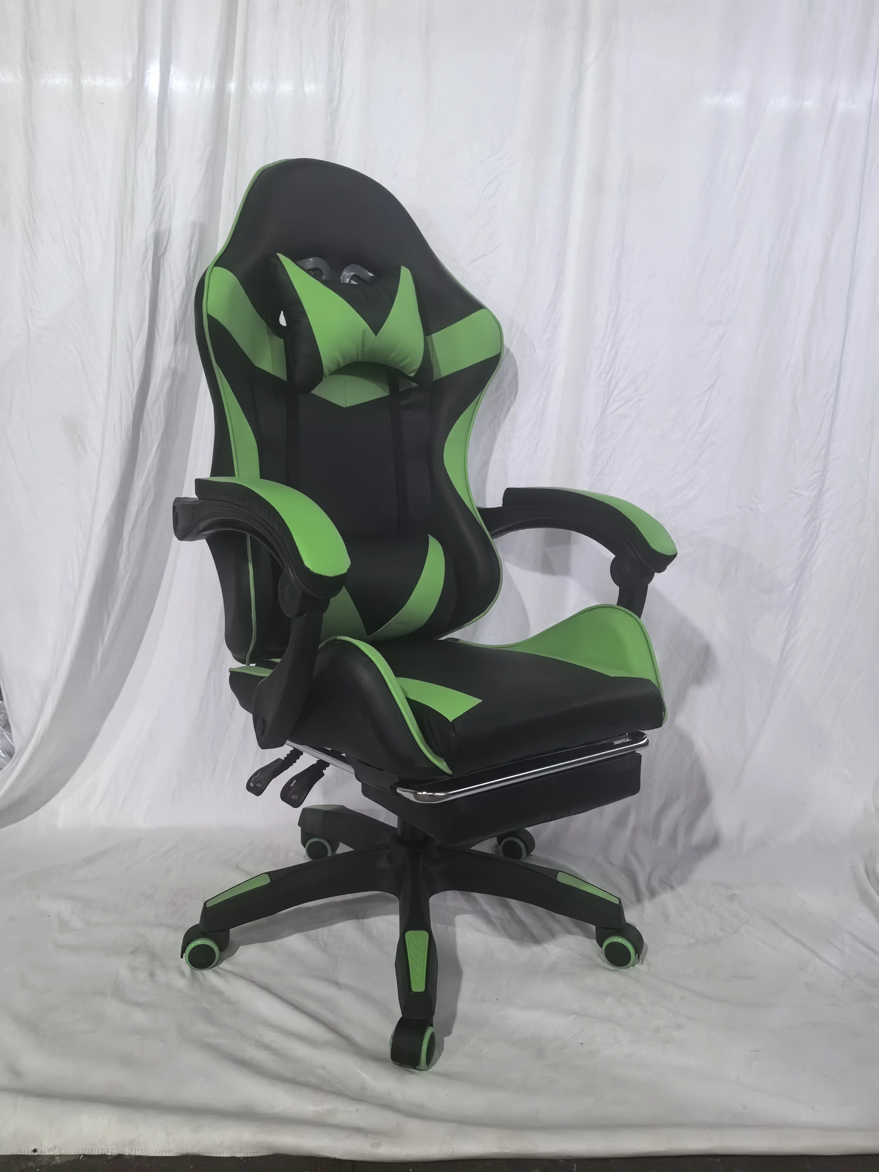 Manufacturers Cheap PC Sillas Gamer Gaming Chair Cadeira De Jogos Racing Chair PU Leather Gaming Chair With Foofrest