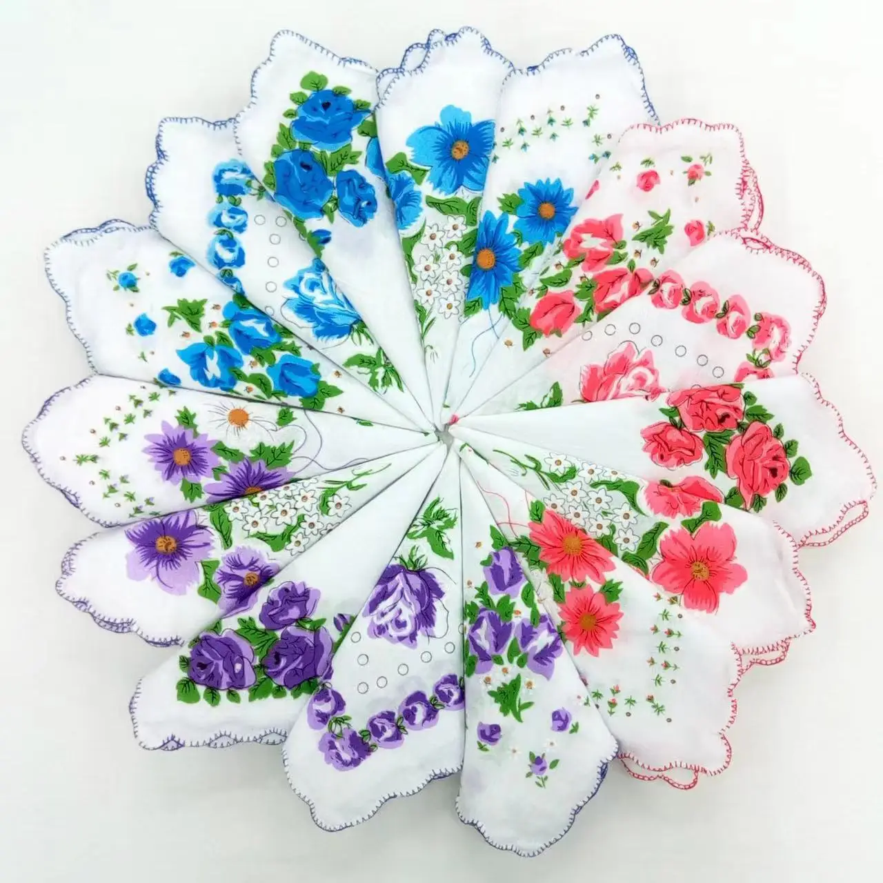 Cotton Handkerchief Floral Embroidered Fashion Women Handkerchiefs Flower Lady Hankies Mini Square Scarf Pocket Towel