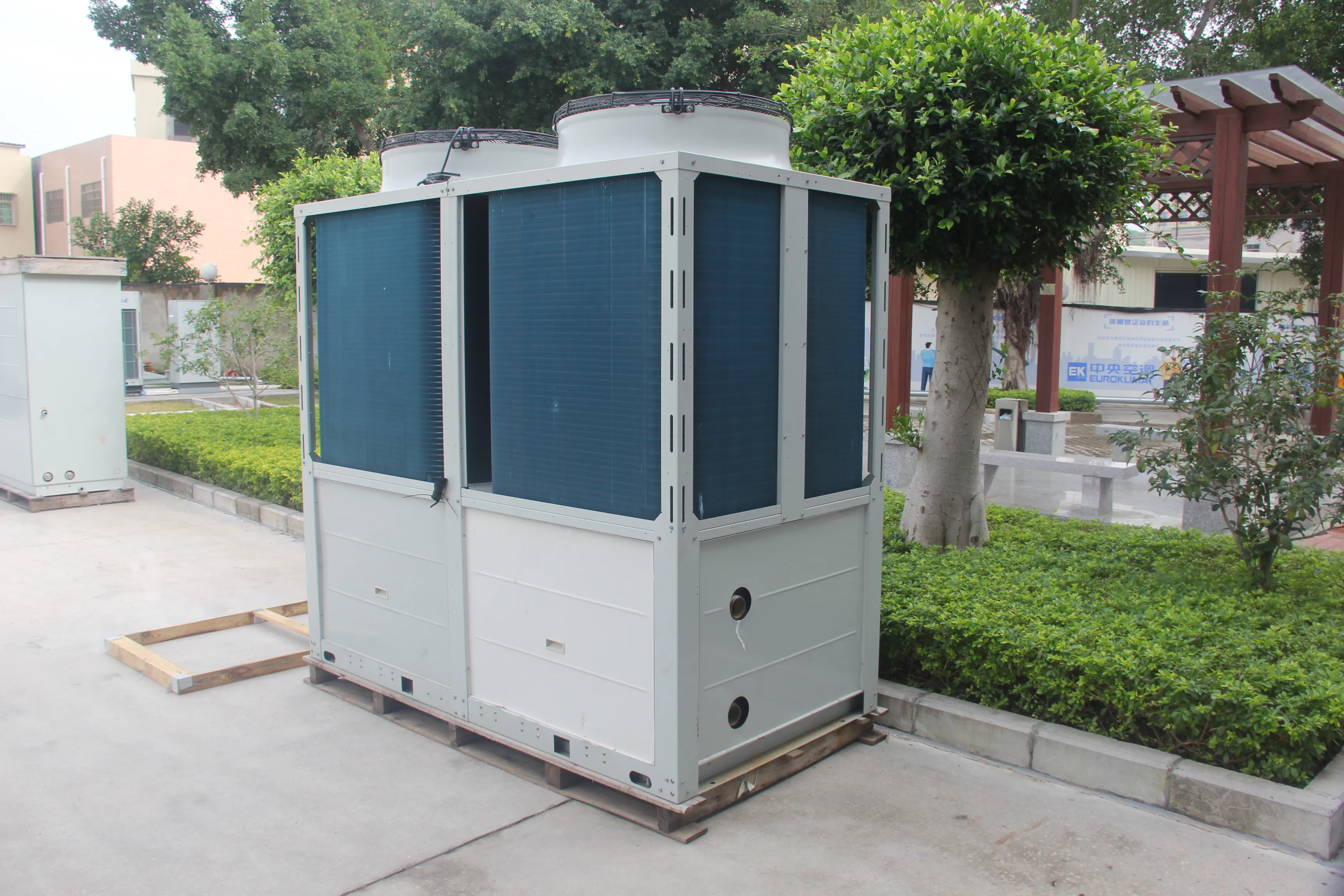 Industrial and swimming pool  air conditioning units heat recovery 100kW recirculating chiller
