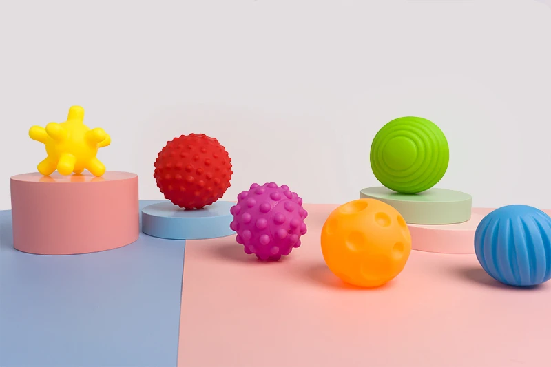 2021 New Non-Toxic Bpa Free Textured Touch Multi Soft Squeeze Bath Toy Toddler Newborn Kids Sensory Baby Massage Ball Set