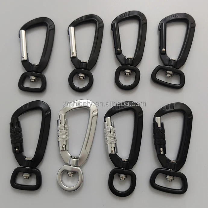 NO.2 carabiner.JPG