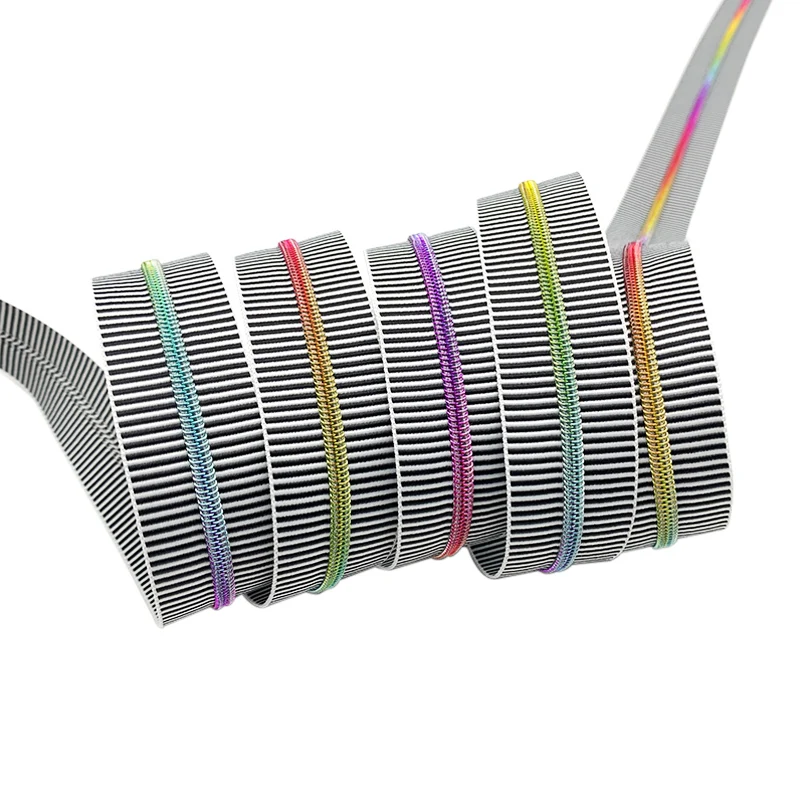 Wholesale Zipper Tape #3 Rainbow Long Chain Nylon Zippers Black and White Striped #5 Jacquard Zipper for Bags