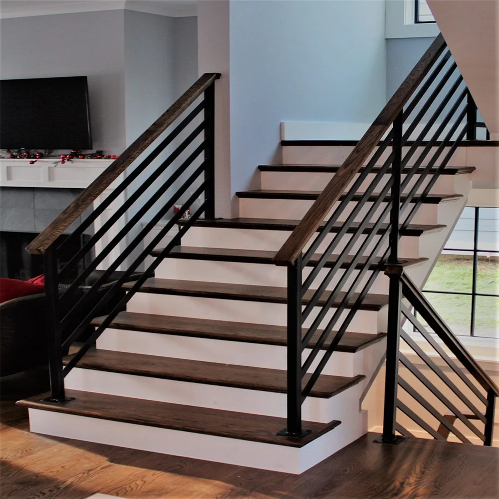 Factory Wholesales of Indoor Black 1/2'*44' Powder Coated Plain Straight Wrought Iron Railing Balusters Metal Stair Spindles