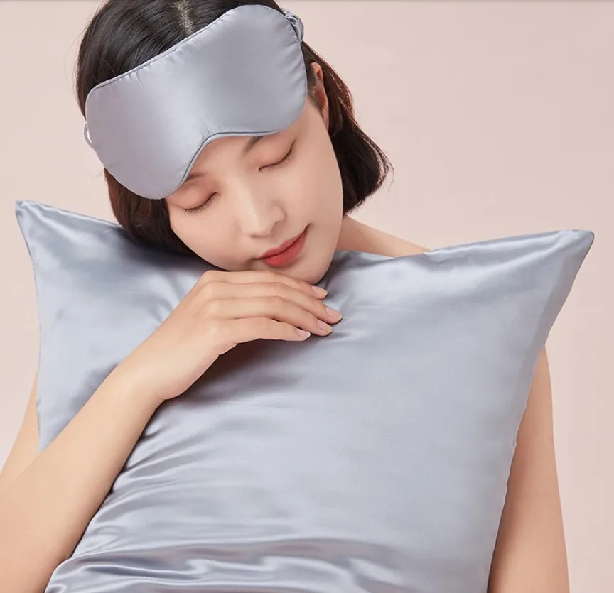 Eco-friendly 100% silk pillowcase and eye mask scrunchies