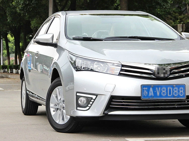 Auto lamp DRL LED Daytime Running lights three color Fog Lamp cover For Toyota Corolla 2014-2017