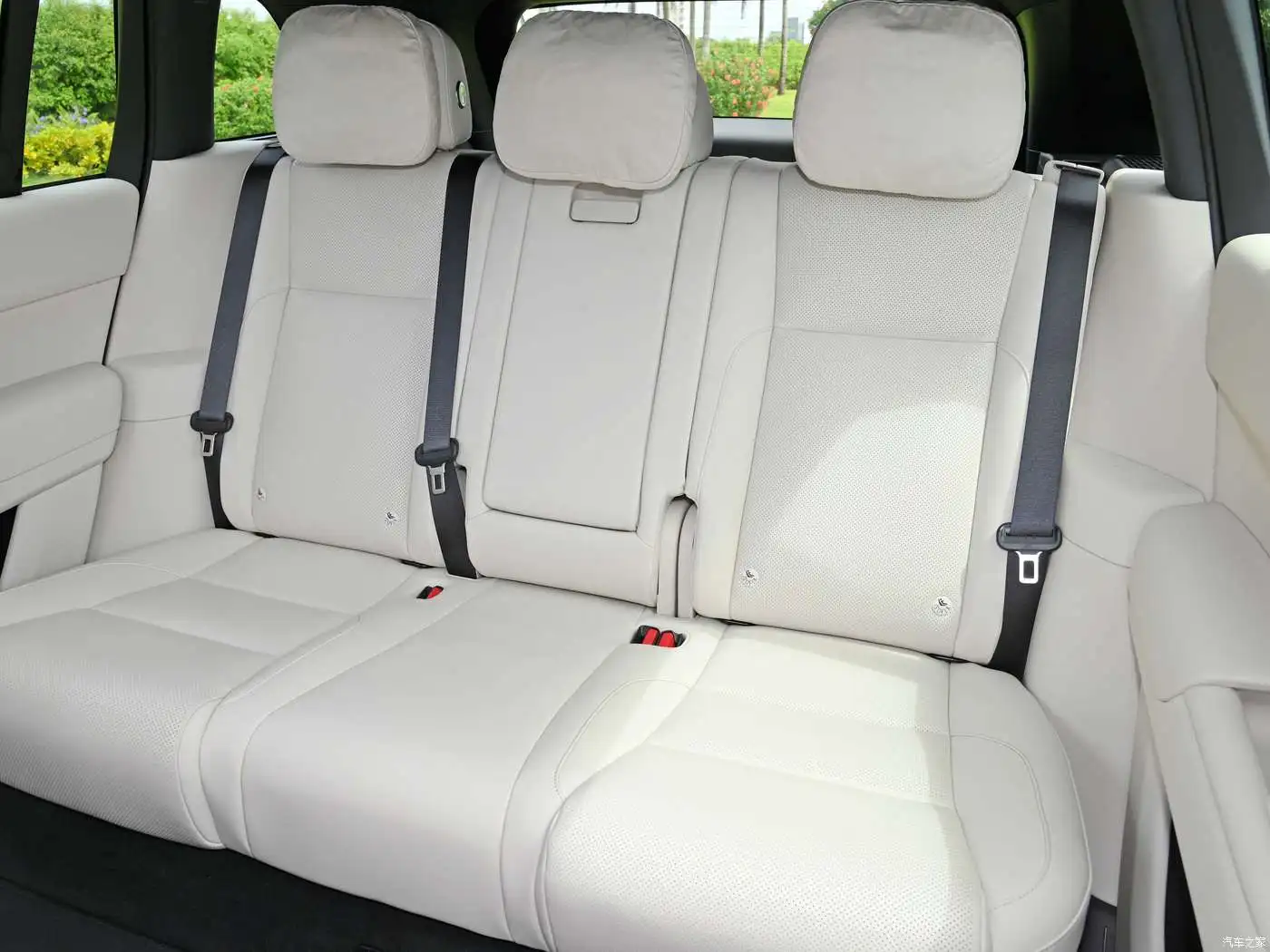2024 Lixiang L7 Ultra Electric Pedal & 21 Inch Wheels Extended-Range 4WD Car in Horgos Stock-New Energy Vehicle
