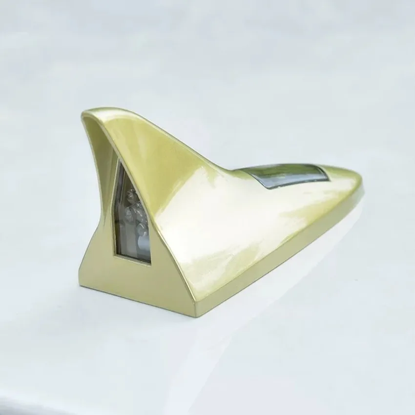 Universal Cars Carbon Fiber Roof Solar LED Shark Fin Aerial FM/AM Radio Signal Antenna