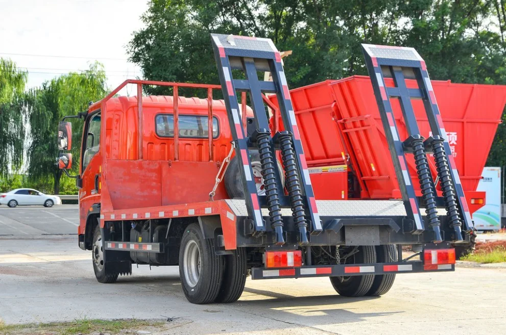Sinotruk HOWO 129HP/126/170/220 4X2 flatbed truck light flatbed truck