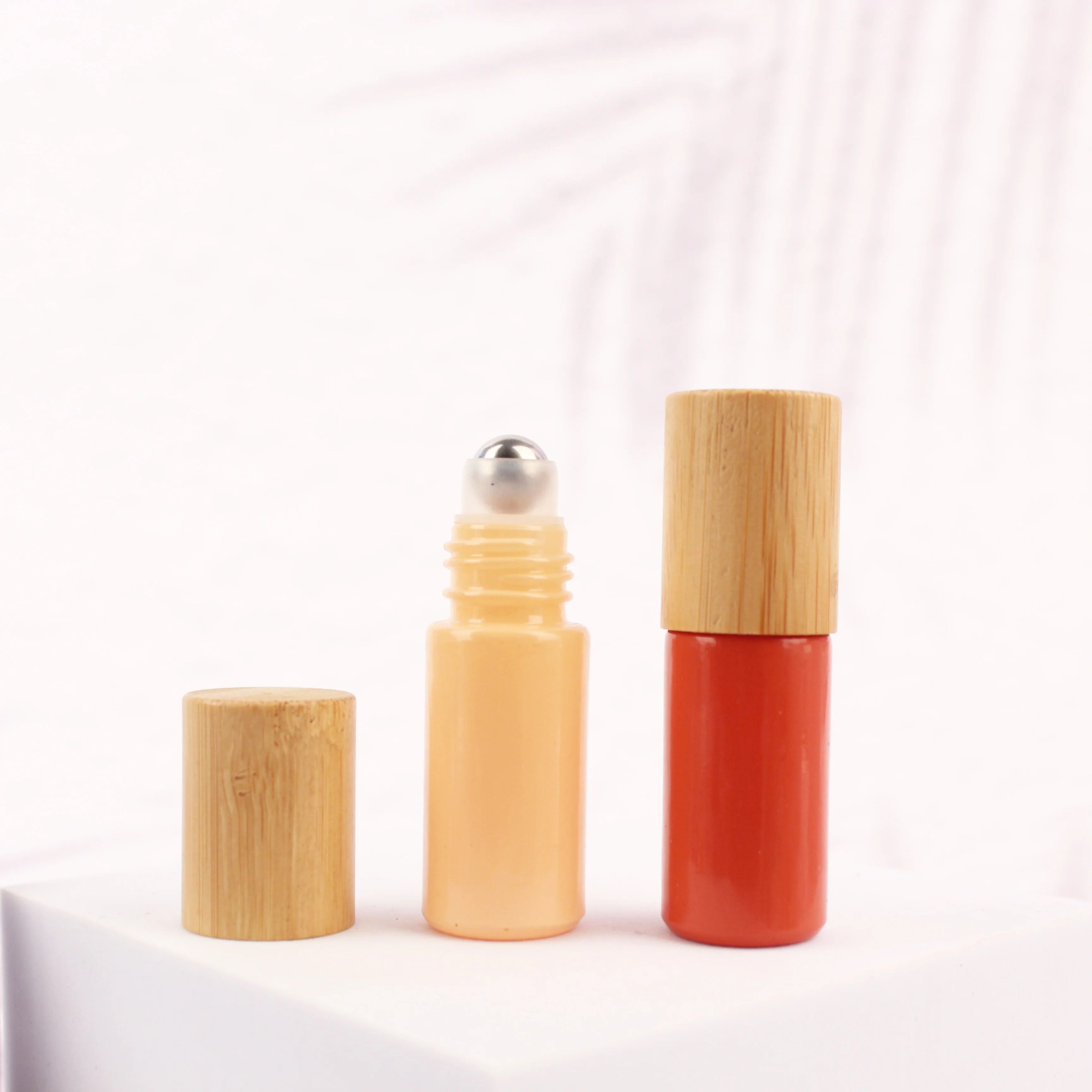 round empty colorful 5ml glass cosmetic roll on bottle with metal roller