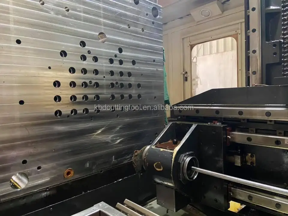 Round bar CNC deep hole  gun drilling machine  with inner coolant carbide gun drill bit