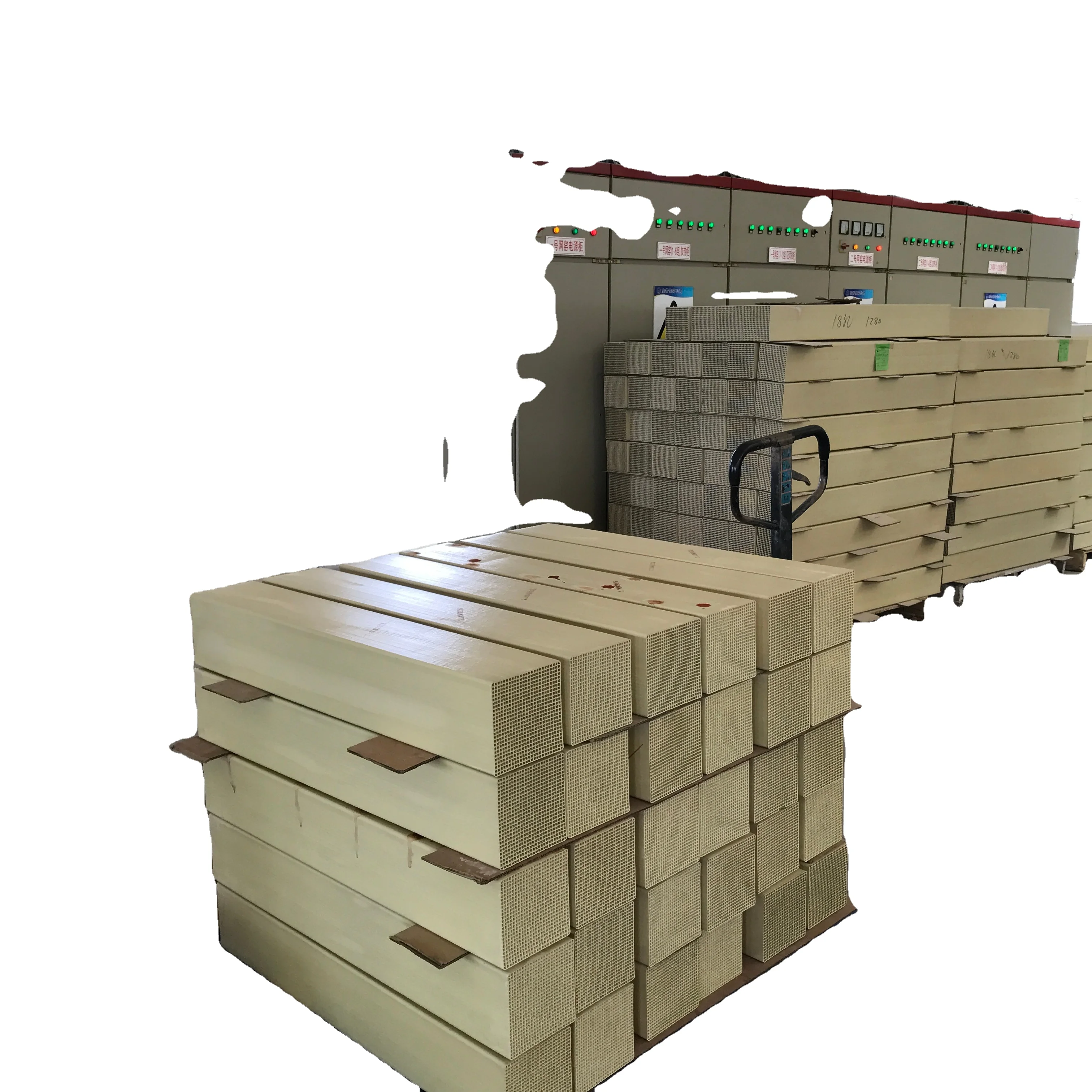 XINTO China Manufacturer Supplier SCR Honeycomb Catalyst TiO2 for Denitration Use