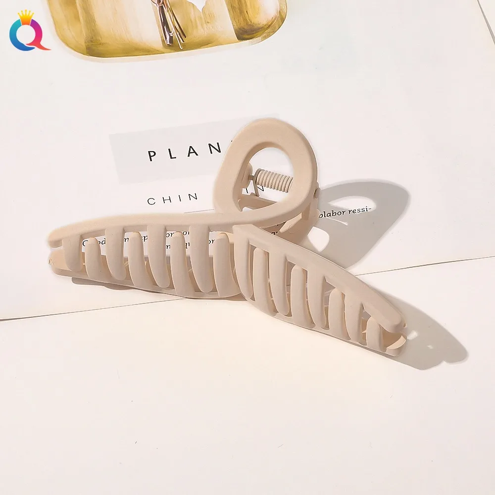 QIYUE Simple Fashion Big Hair Claw  High Quality Frosted Hair Claw clips Durable Colorful Hair Claw Wholesale
