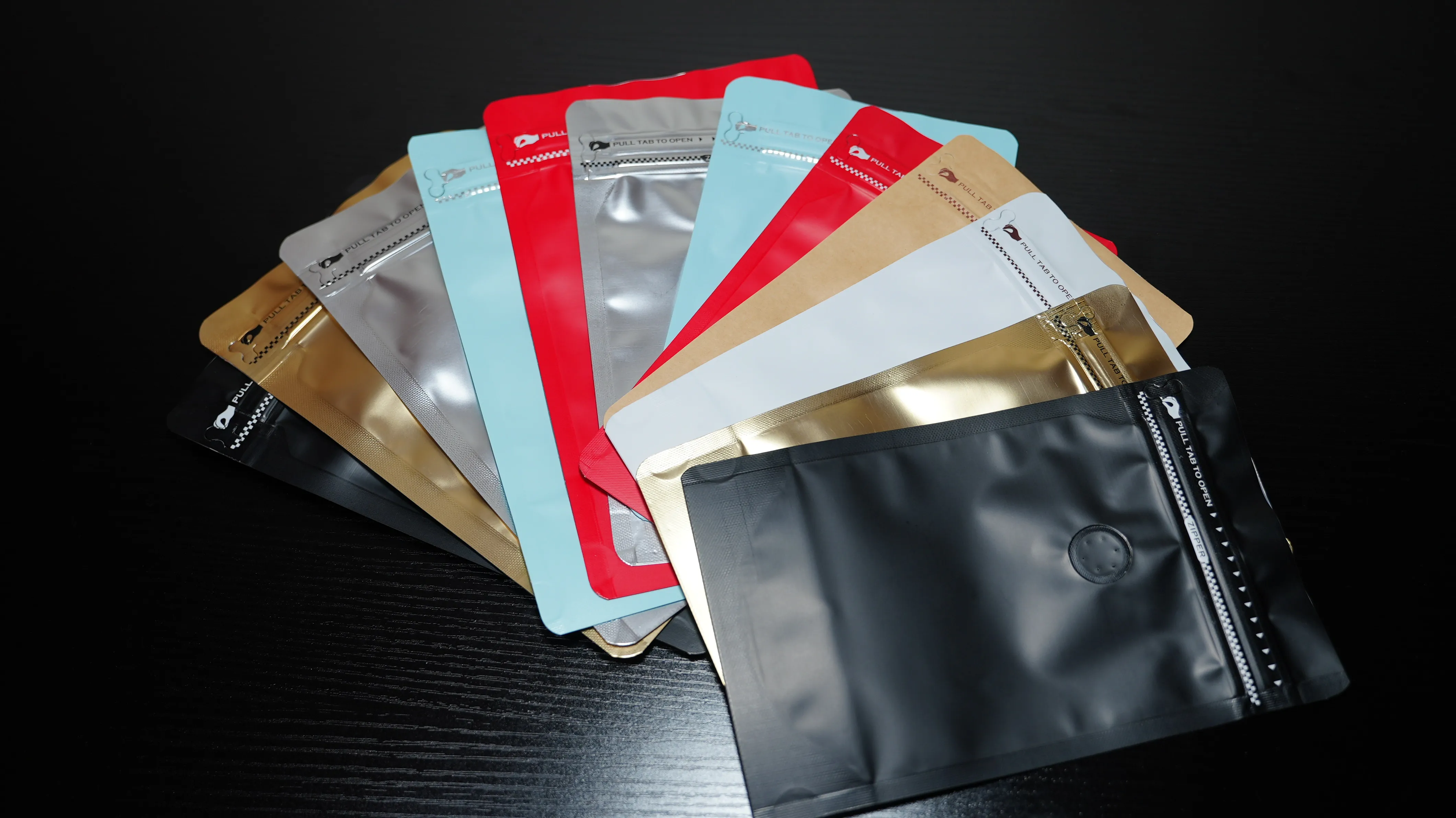 Customize Flat Bottom Pouch Kraft Paper Coffee Bags Eight Side Sealing Bag For Heat Sealed With Air Valve Gloss Frosted Film