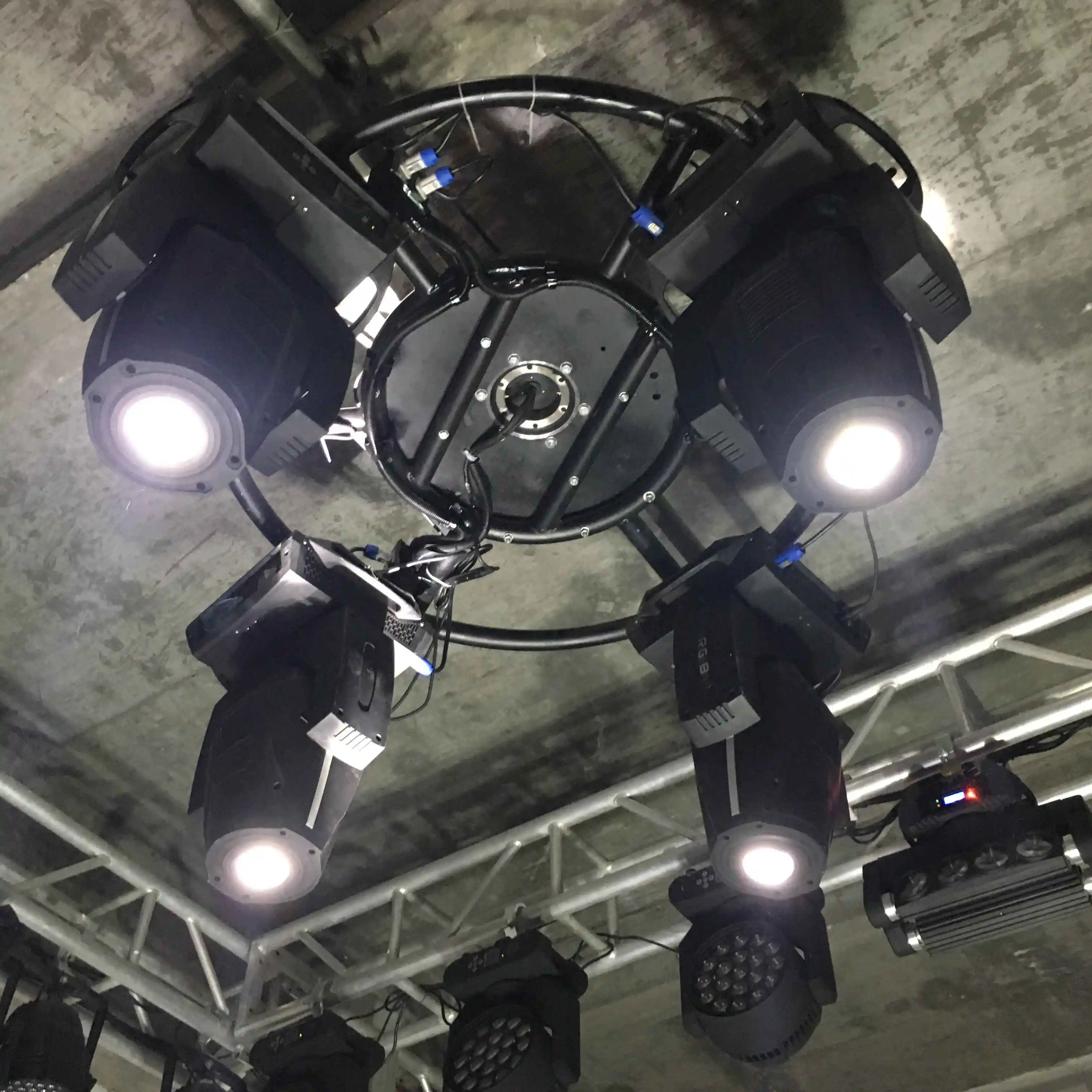 disco dj must have 1.5m diameter 220V aluminum rotate revolving truss for events