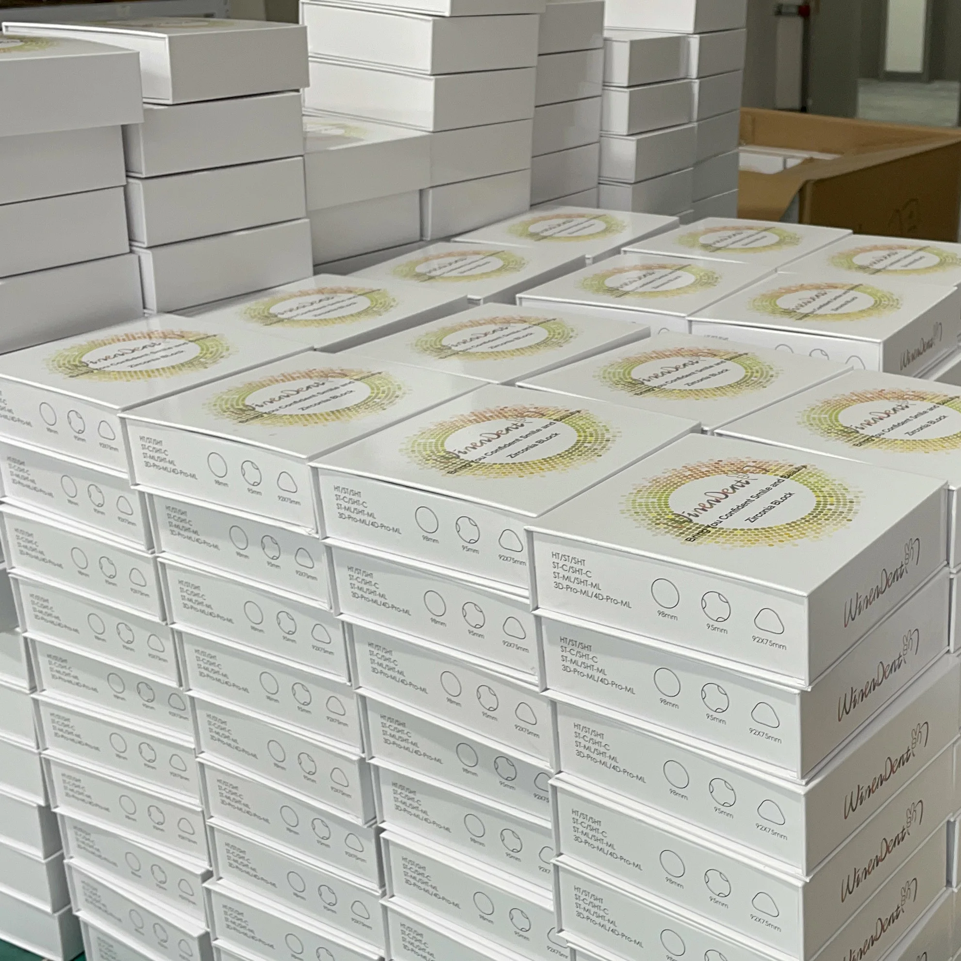 High Quality Multilayer Zirconia Block 4D-Plus 12mm 98mm Vita16 Bleach Zirconia Bloque De Dental Laboratory