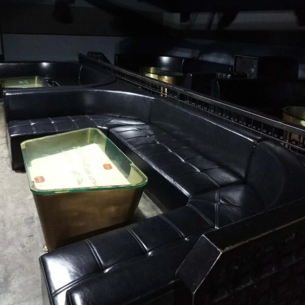 Черный шезлонг, кожаный шезлонг