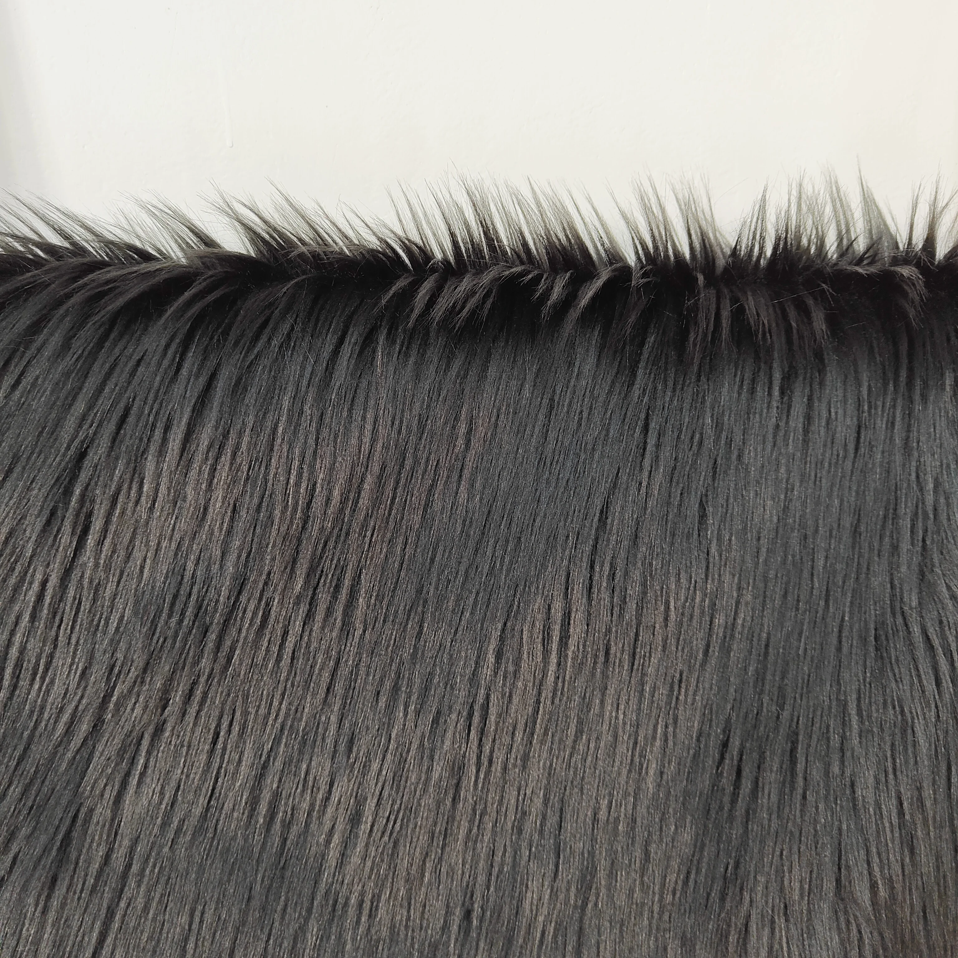 Fluffy Shaggy Long Pile Fur Faux Fur Fabric for Toys Costumes