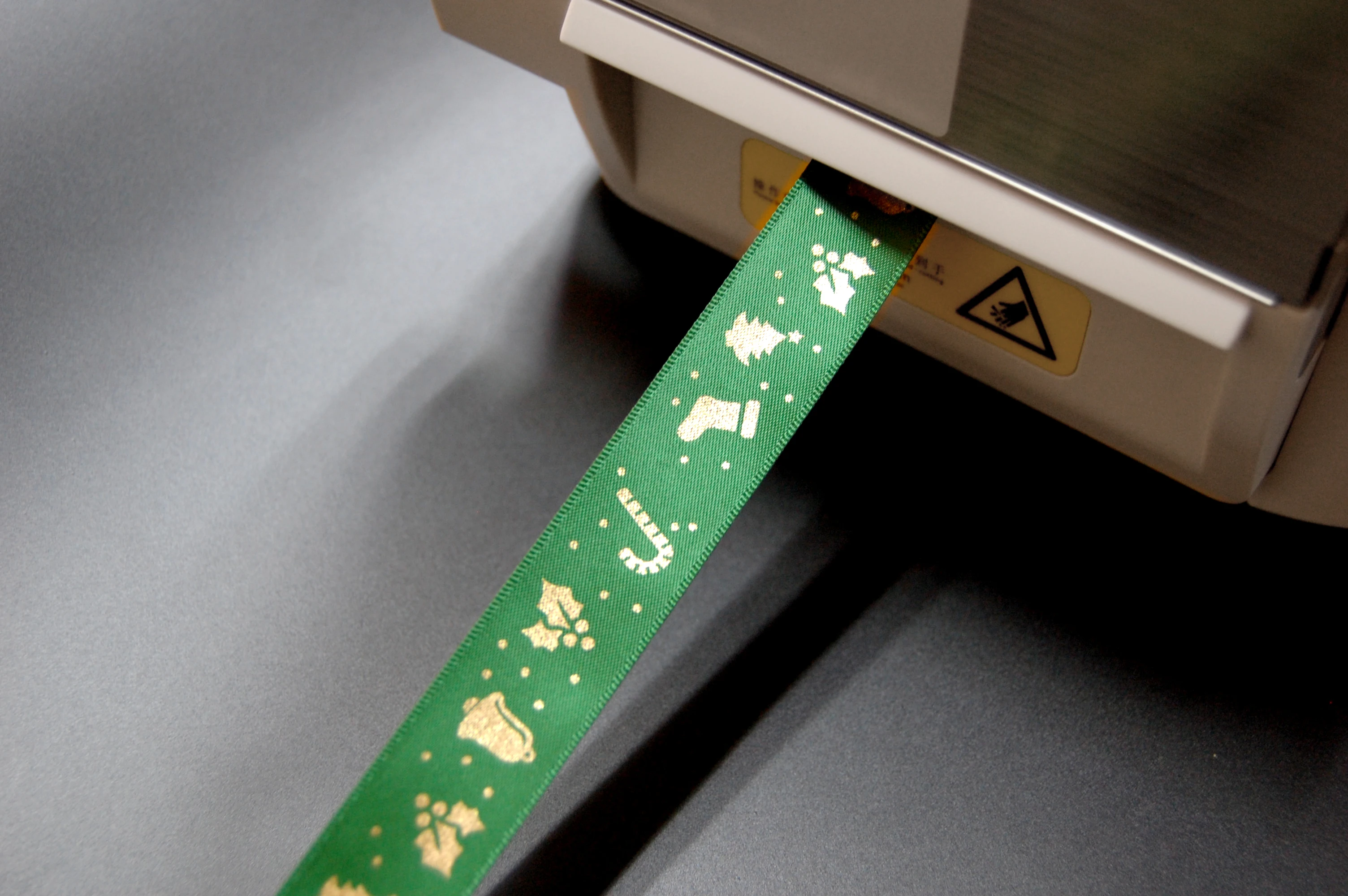  Metallic shiny golden resin ribbon thermal transfer