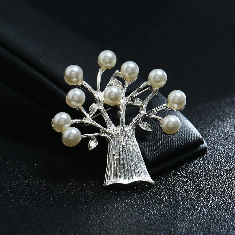 Wholesale  Exquisite Imitation Pearl life treen Brooch Pins for women