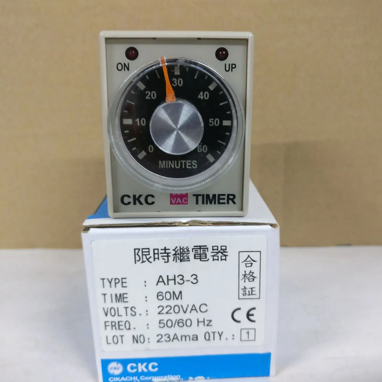 New original CKC AH3-2 AH3-3 timer relay AC220 AC24 DC24 round 8-pin