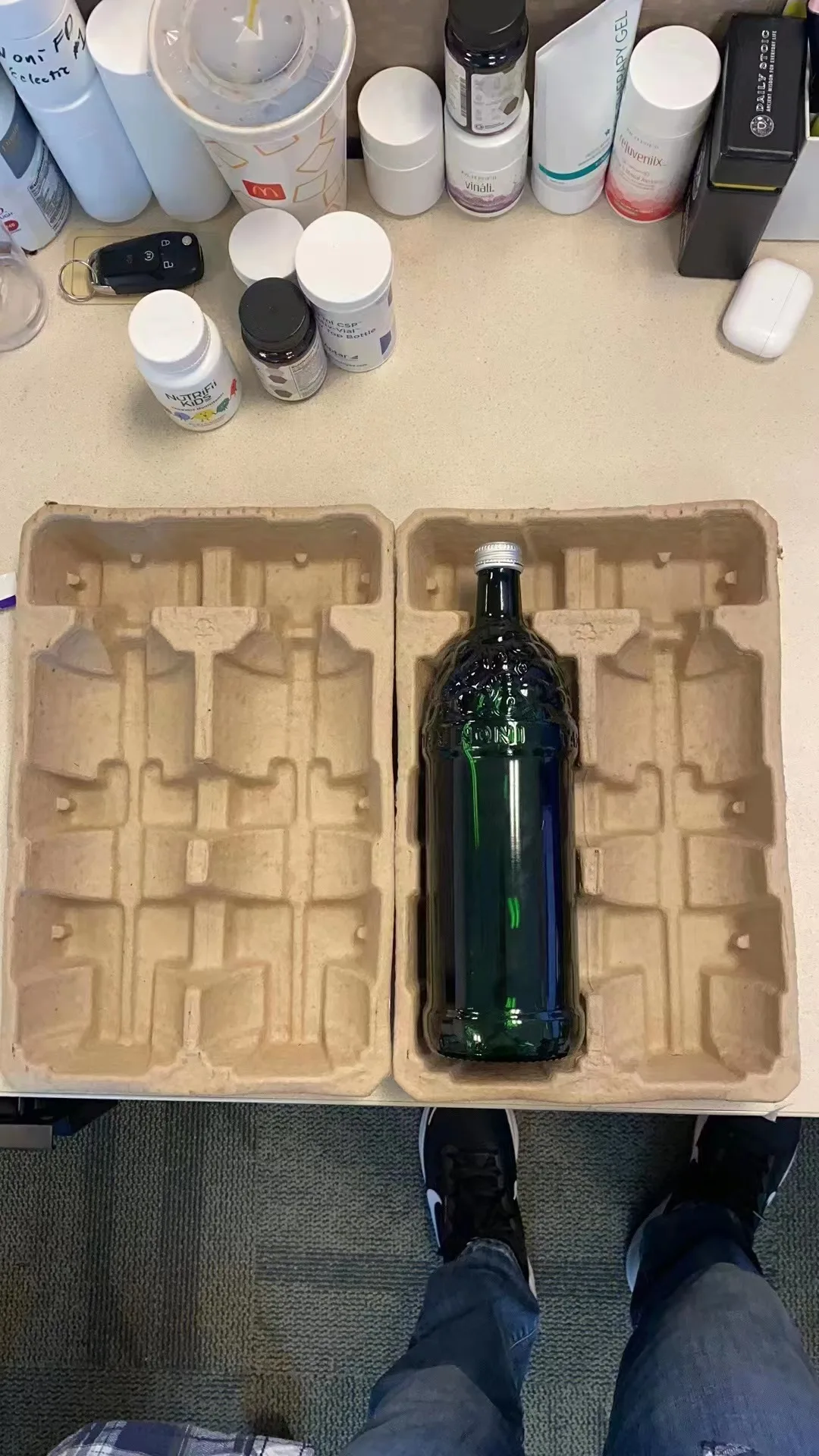 Custom wine pulp insert with corrugated outer box pulp fiber wine packaging shipper