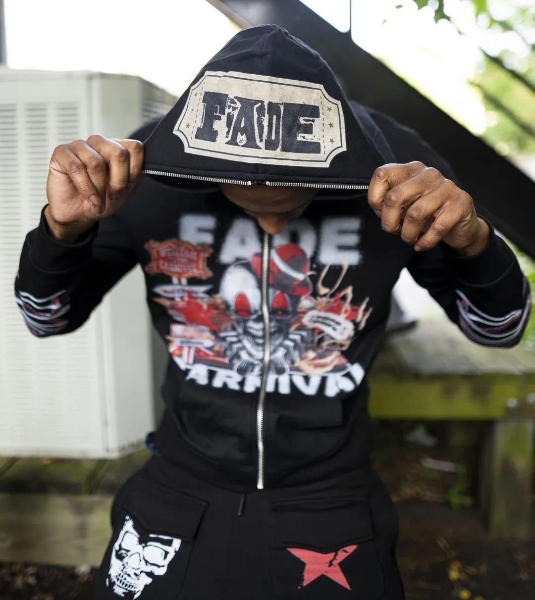 Мужская толстовка на молнии