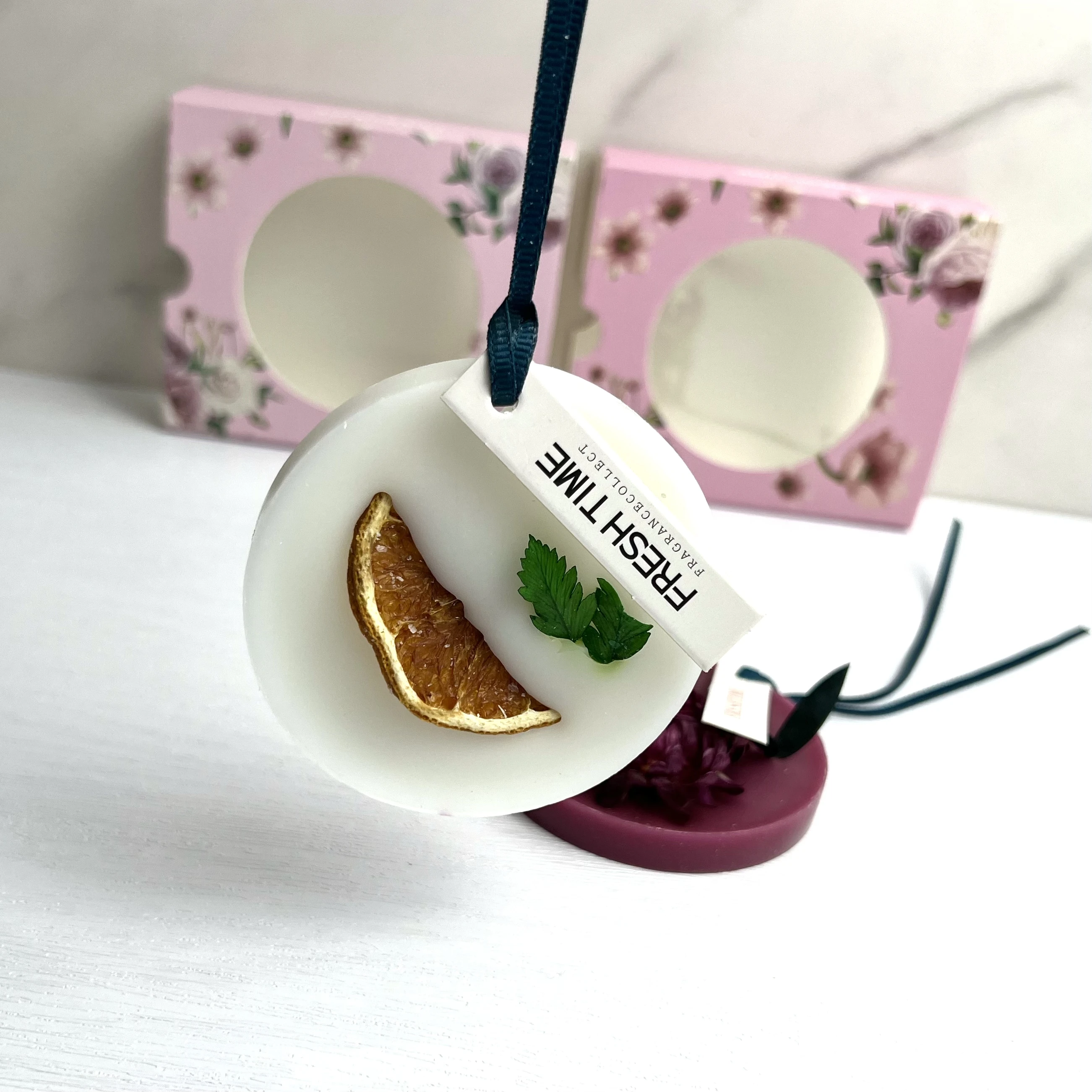 High Quality Candle Tablets Tablet Scented Dried Flowers Hanging Wax Sachet