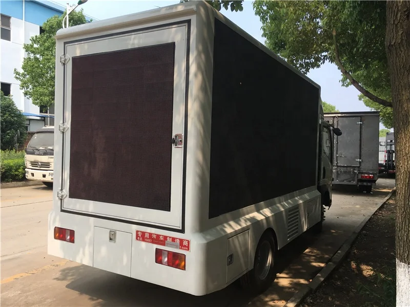 Полноцветный мобильный рекламный фургон 4x2 HOWO P6 P5