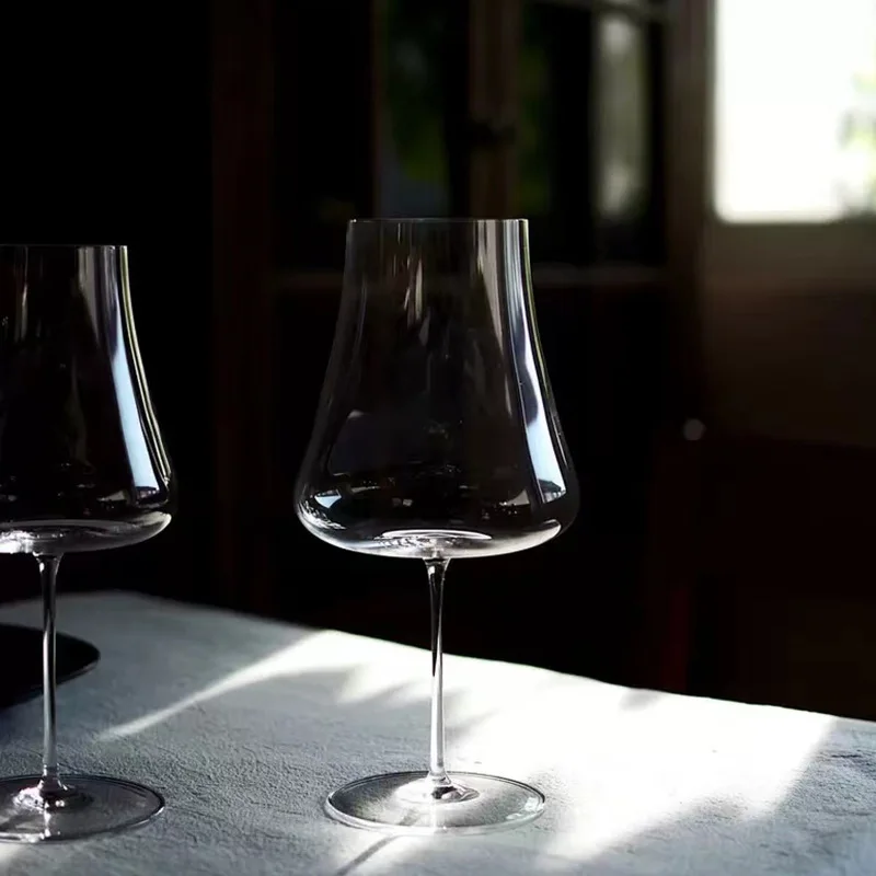 Popular Hot Selling Large Capacity Transparent Crystal Red Wine Glass Easy to Clean Luxurious Long Handled Glass