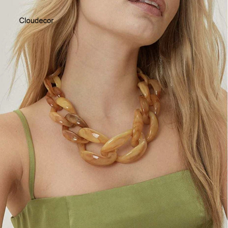 Matte Acrylic Short Choker Necklace Exaggerated Women Jewelry Buckle Thick Large Chunky Color Transparent Acrylic Chain Necklace