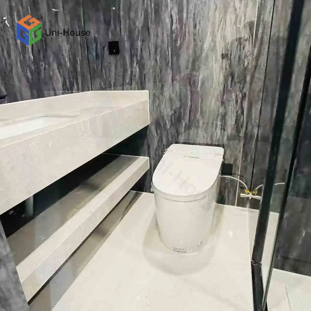 Outdoor Hotel Residential Space Capsule House Modular Durable Luxury Mini Tiny Prefab Container House With Bathroom Kitchen