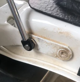 4X4 Pickup Truck Rear Tailgate Slow down Shock Protection for Hilux Revo Model Car Application Model