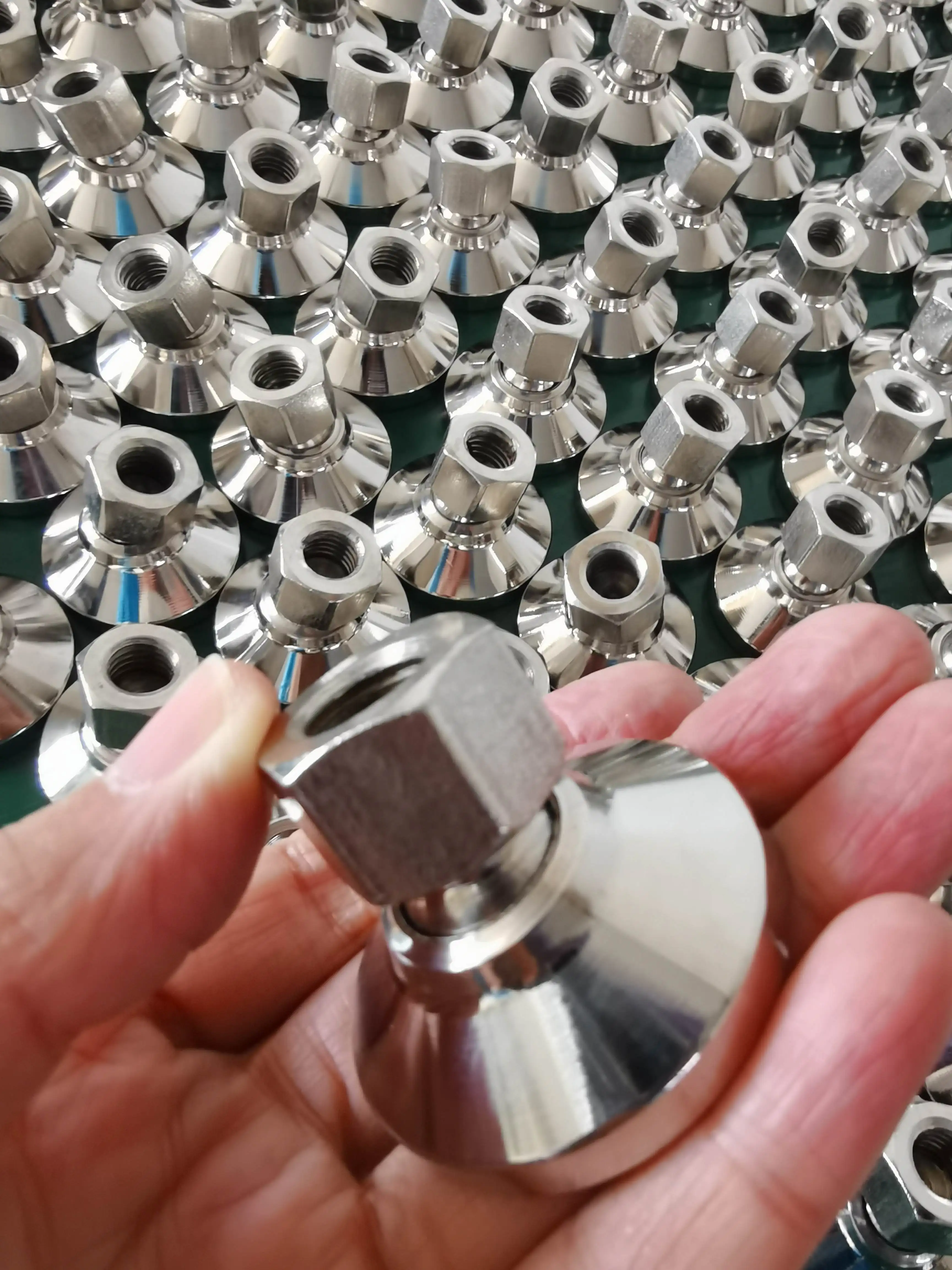 UNC 3/8'-16/1/2,3/4'-10 Threaded Hole Stainless Steel Swivel Furniture Legs Leveling Mount Rubber Cushion Nickel/Galvanized