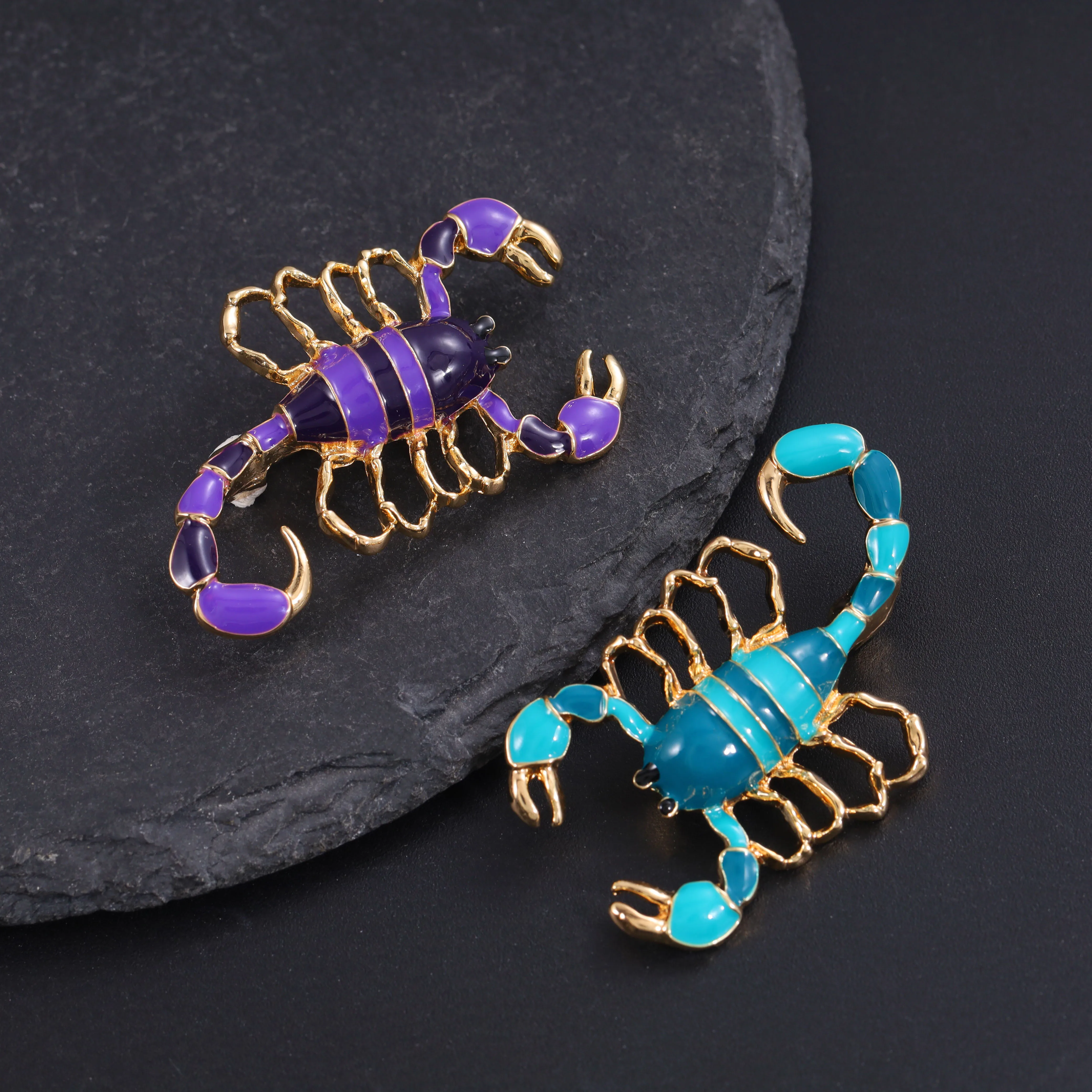 Weiman Jewelry Factory Outlet Pins and Brooches Customized Retail Wholesale XD824329 Scorpion
