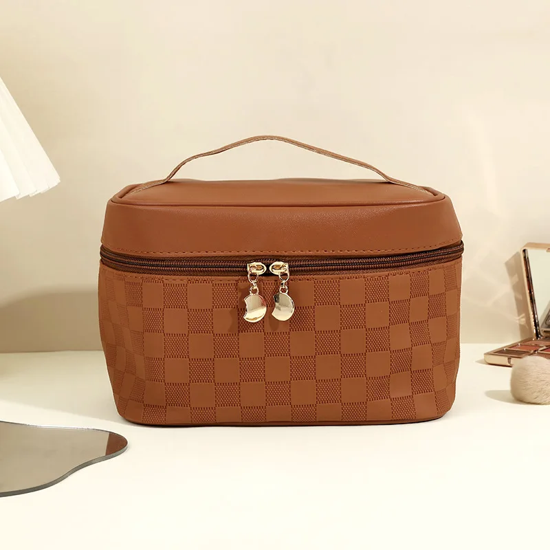 Beautiful Brown Makeup Bag Checked Pattern Wash Bags High Capacity Toiletry Bags for Trip