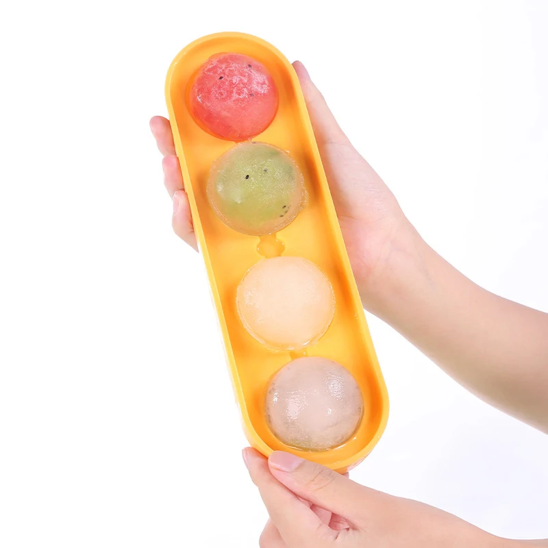 Hot Sale 4 holes silicone ice cube tray mold Pop Block Clear Round ice Ball Maker Whiskey Ice Cream Mold with lid