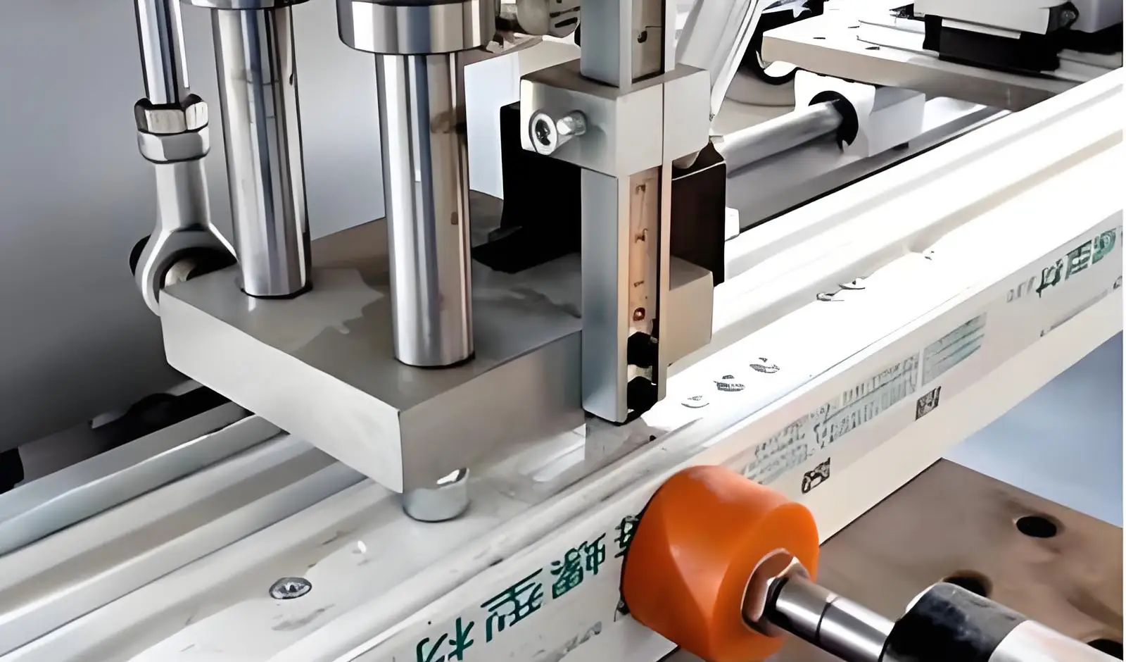 Automatic Locking Screw Machine Desktop Robot for Window and Door Making Screw Tightening